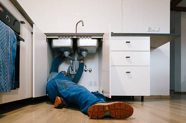 Professional Emergency Plumber technician working in Icard, NC